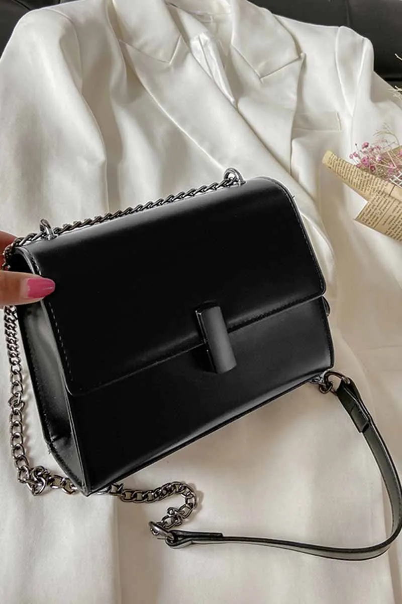 BLACK BUCKLE SIMPLE CHAIN BAG CWAB0484