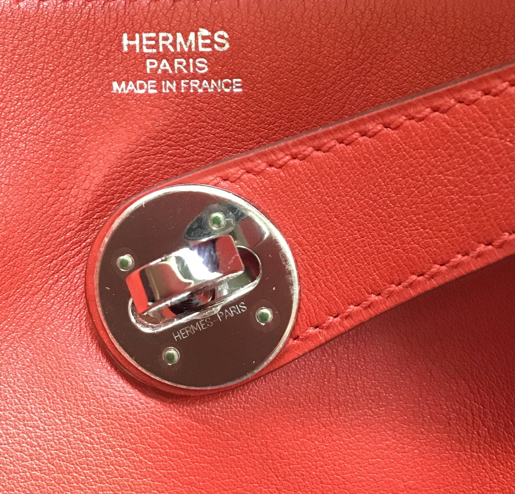 Hermès Lindy 2008 Rouge Togo Leather 30cm Shoulder Bag